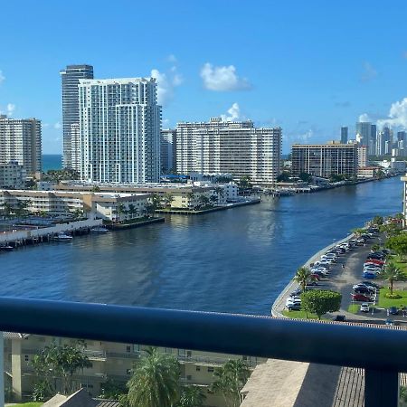 Beachwalk 1B 1B Incredible View Apartment 14 A شاطئ هالانديل المظهر الخارجي الصورة