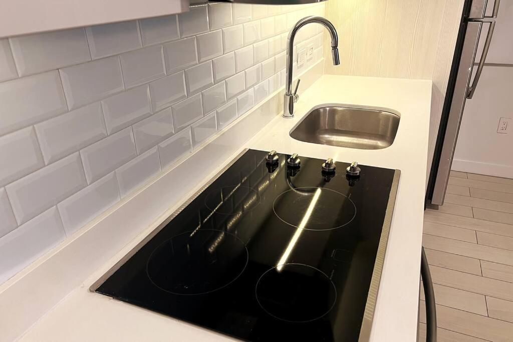 Beachwalk 1B 1B Incredible View Apartment 14 A شاطئ هالانديل المظهر الخارجي الصورة