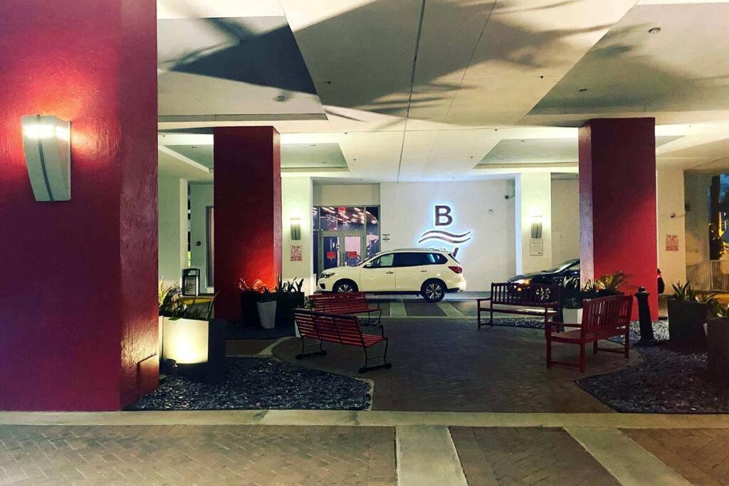 Beachwalk 1B 1B Incredible View Apartment 14 A شاطئ هالانديل المظهر الخارجي الصورة