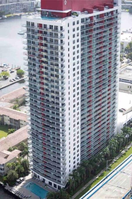 Beachwalk 1B 1B Incredible View Apartment 14 A شاطئ هالانديل المظهر الخارجي الصورة