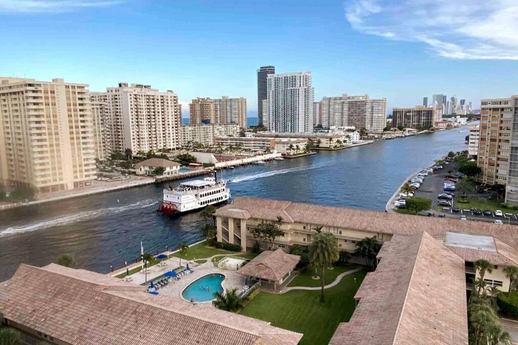 Beachwalk 1B 1B Incredible View Apartment 14 A شاطئ هالانديل المظهر الخارجي الصورة